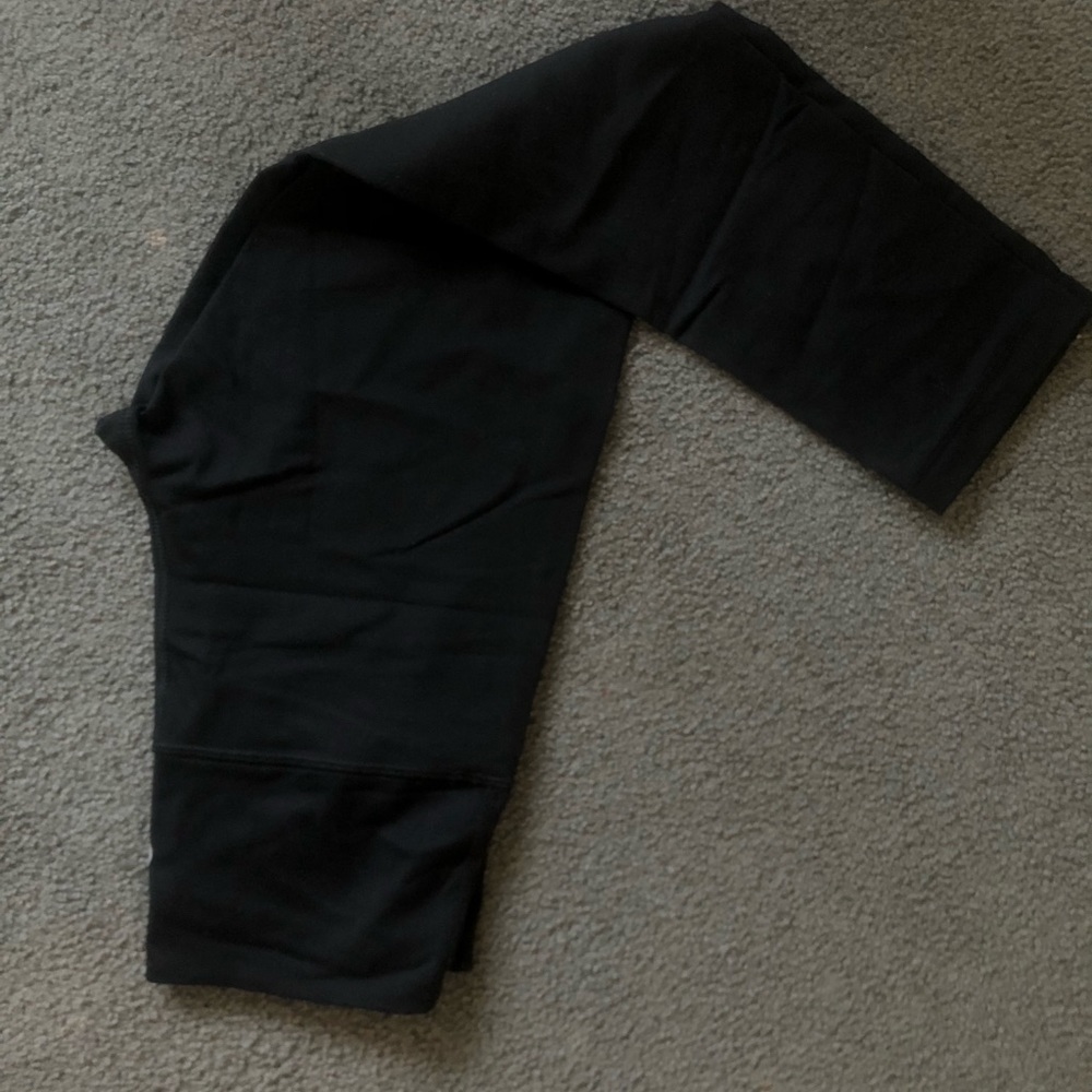 90 Degree crop leggings